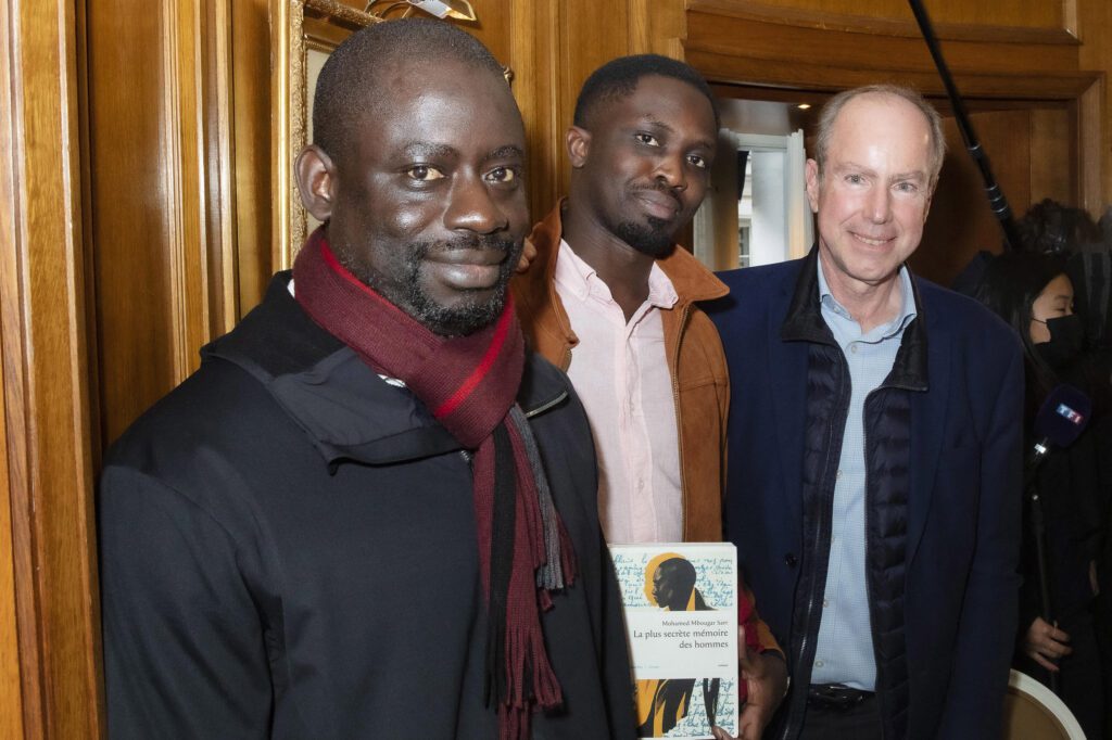 Sénégal : “Cette vérité que l’on ne saurait cacher”, trois penseurs proposent un plan de sortie de crise