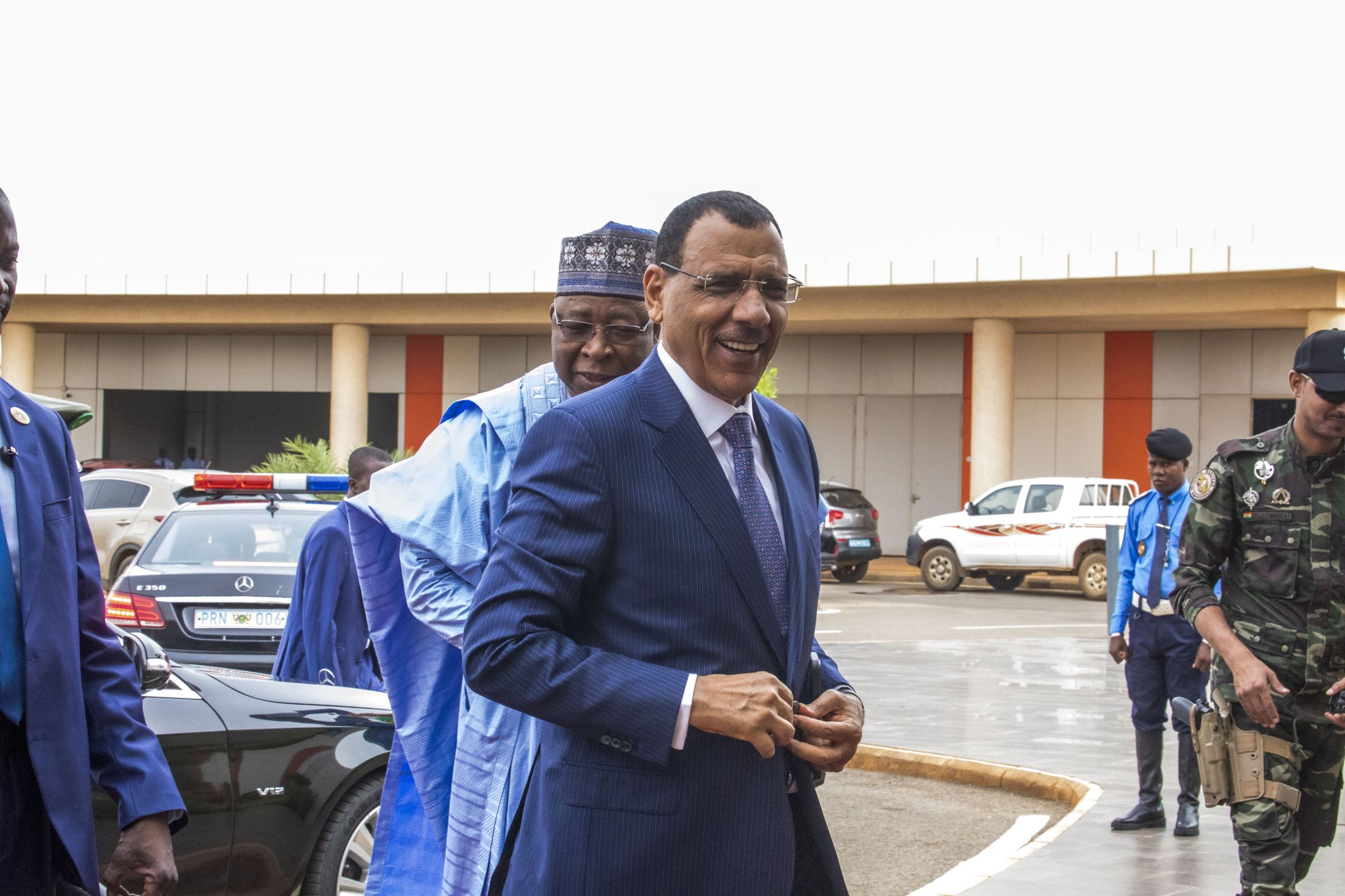 Niger : mouvement d’humeur ou tentative de coup d’État contre Mohamed Bazoum ?