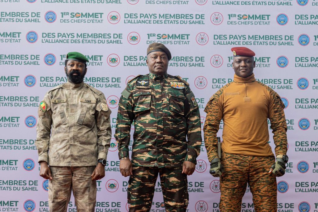 Alliance des États du Sahel (Burkina, Mali, Niger) : vers de nouvelles coopérations avec la France ?