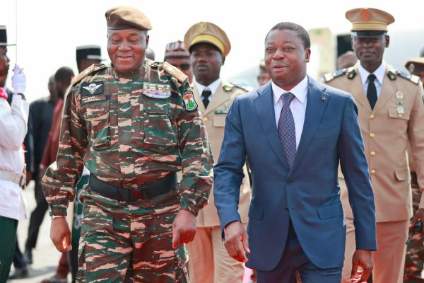 Pourquoi le Togo a choisi une position équilibriste en Afrique de l'Ouest ?